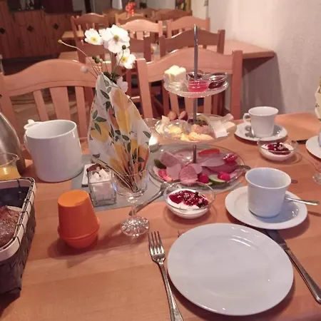 Penzion Gaestehaus Ehrhardt Schweigen-Rechtenbach